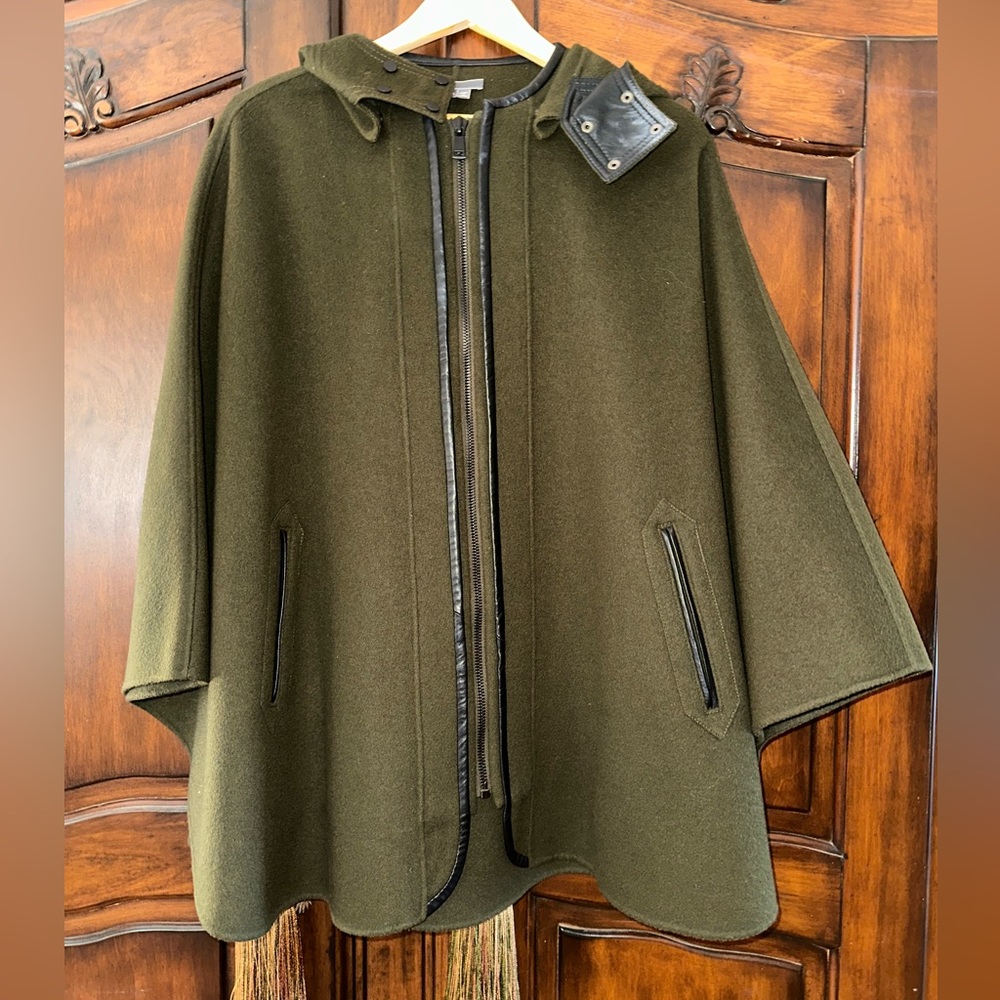 Vince Cape/Poncho